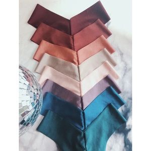 2 Seamless Mahina Bottoms